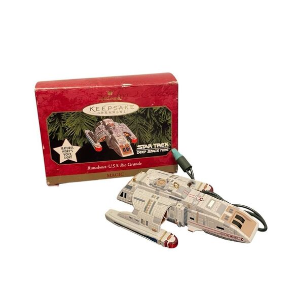 Hallmark Keepsake 1999 Star Trek Runabout USS Rio Grande Voice & Light Ornament - Picture 1 of 5